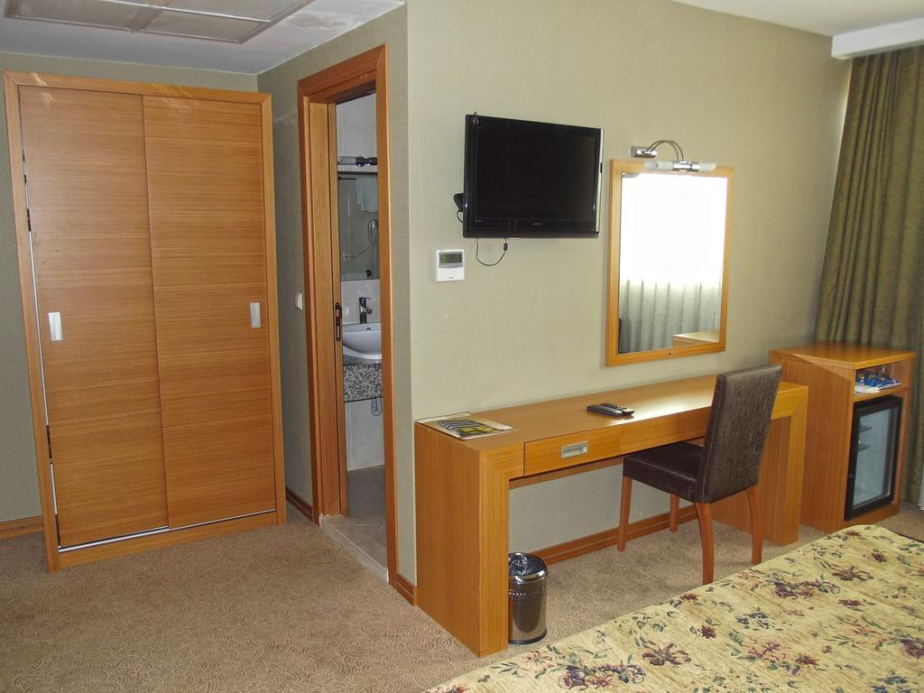 Pinar Elite Hotel Adana Room photo