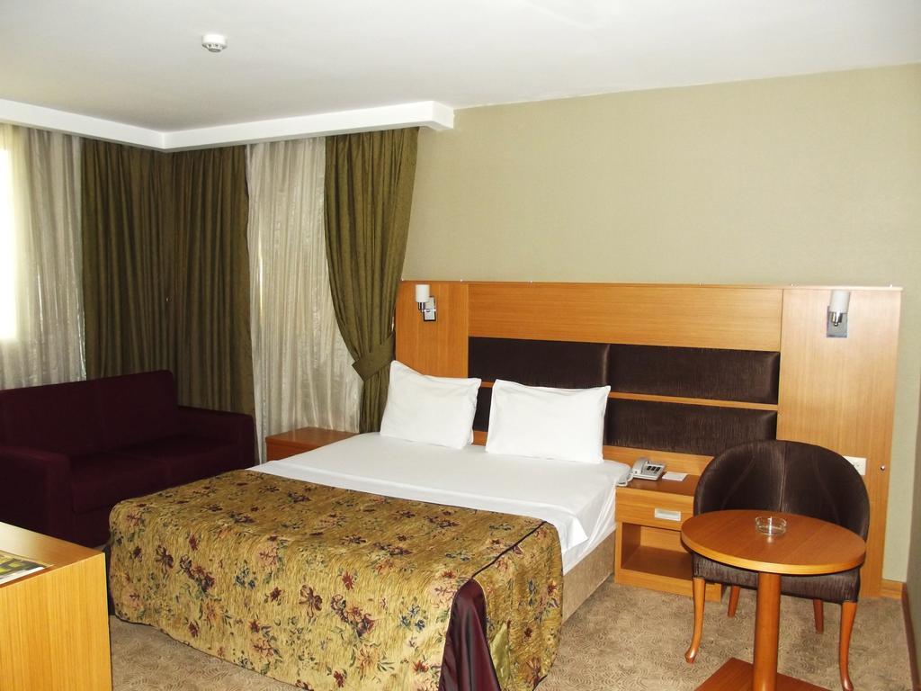 Pinar Elite Hotel Adana Room photo